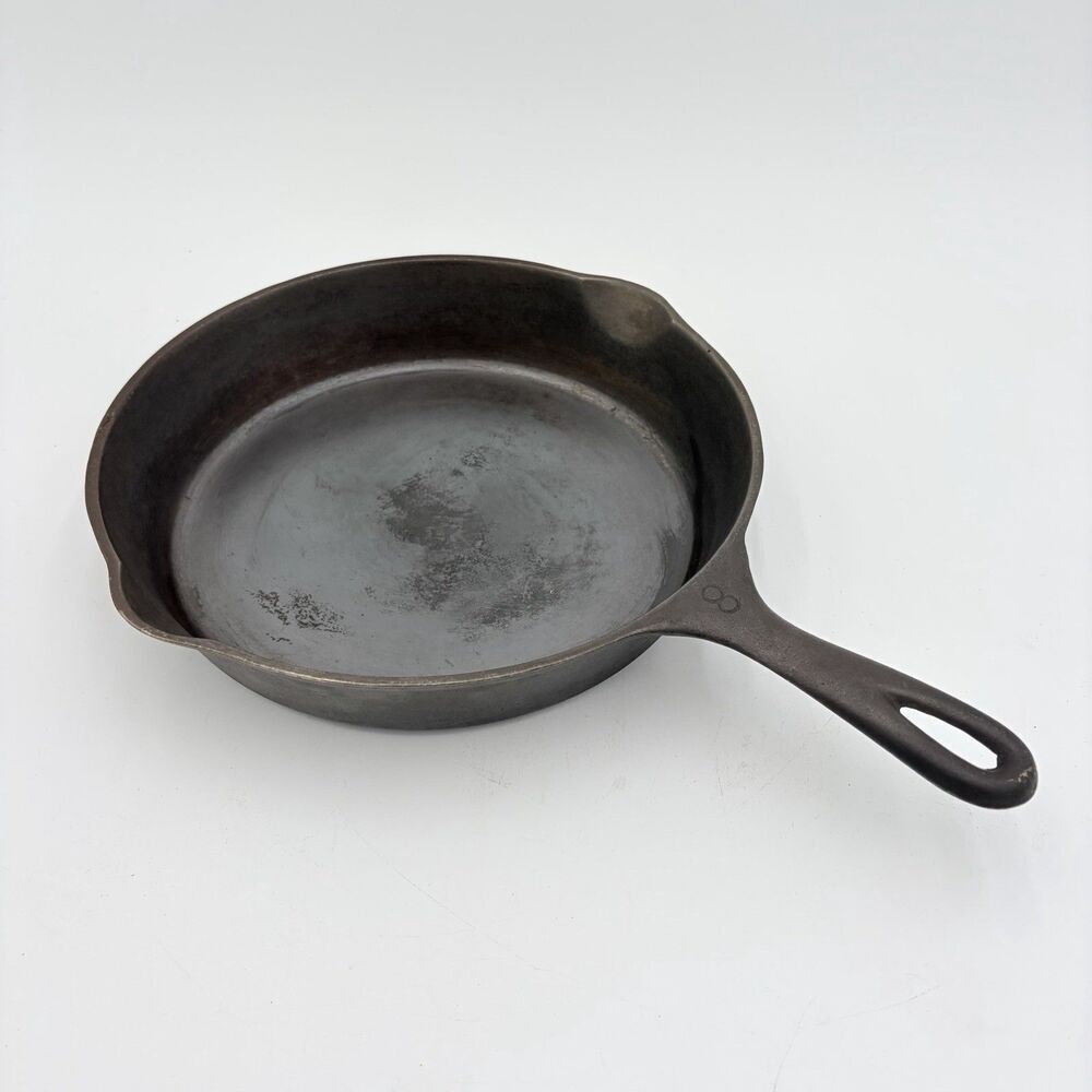 WAGNER WARE SIDNEY O CAST IRON Skillet No 8 1058F Restored No Cracks